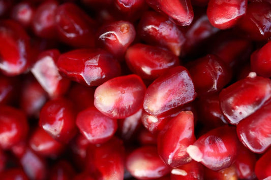 Pomegranate & Rose Shower Steamer: A Quick Aromatherapy Session for Any Day
